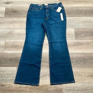 Jean high rise flare